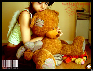 ---(`'.* oZoUrd8*.')---